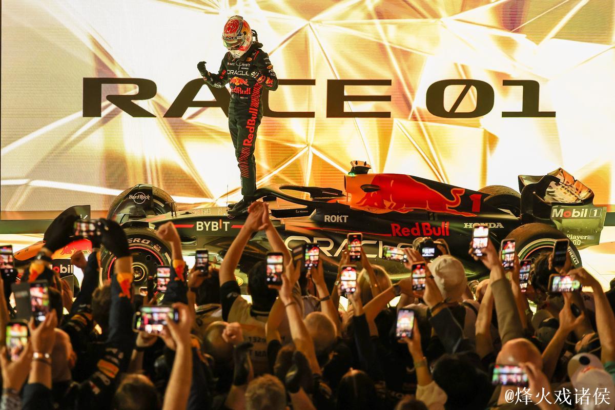 F1美国站：维斯塔潘杆位夺冠 诺里斯亚军勒克莱尔第3